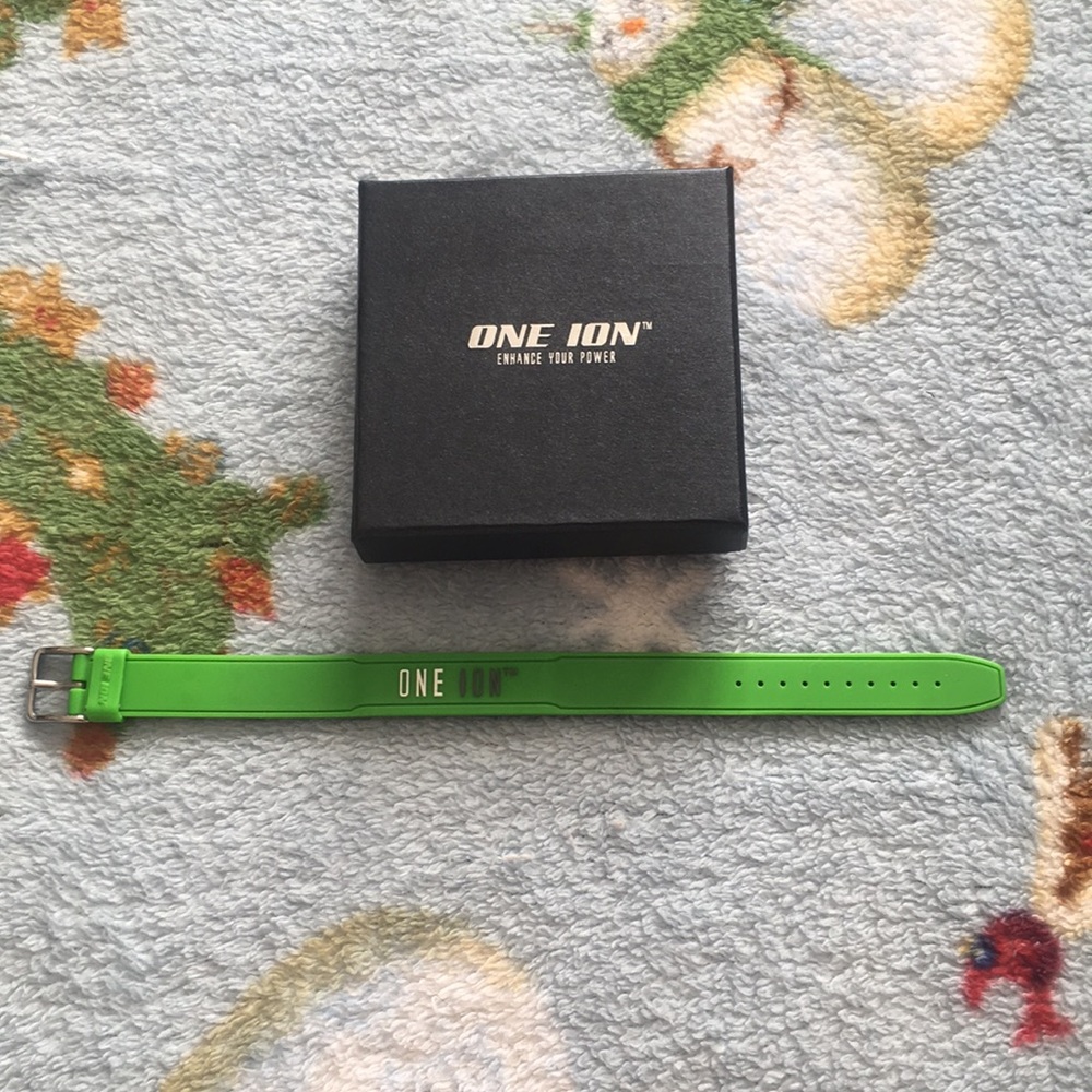 Negative Ion Energy Power Balance Bracelet.